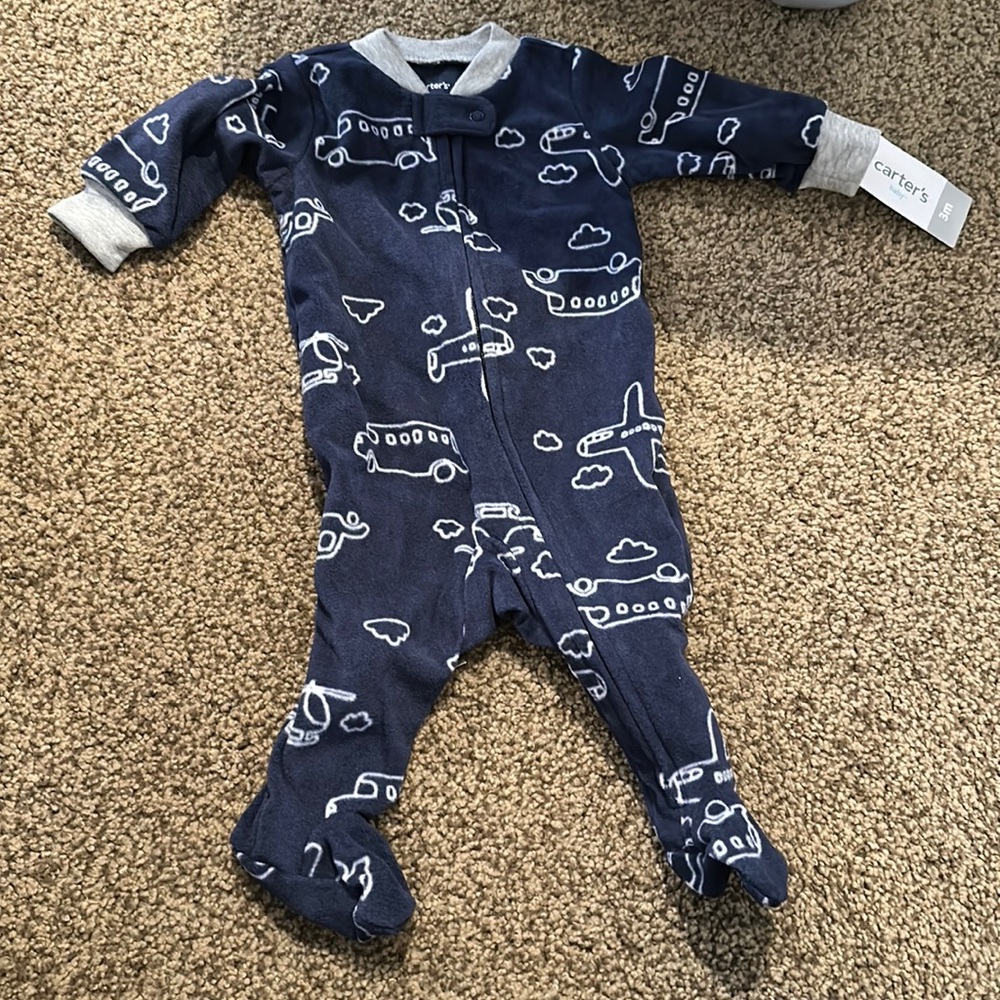 NWT. Carters 3 month footed pajamas